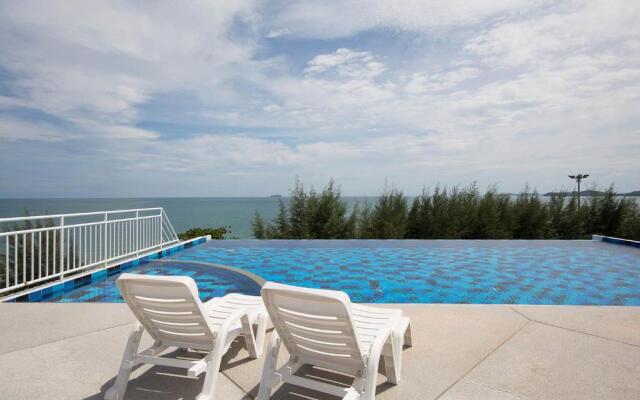 Grand Beach Condo B404 by Malai