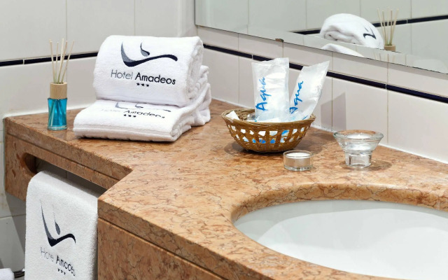 Urban Hotel Amadeos