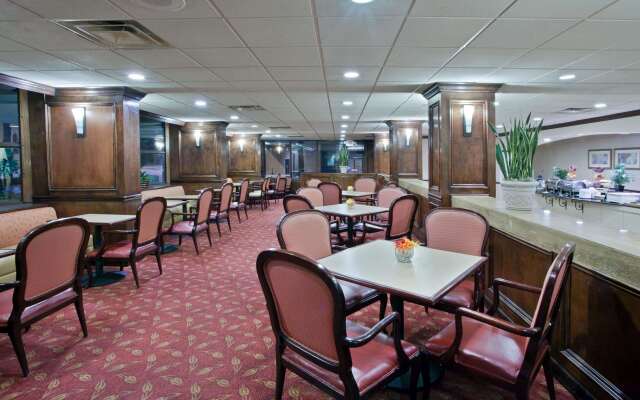 La Quinta Inn & Suites Downtown Conference Center