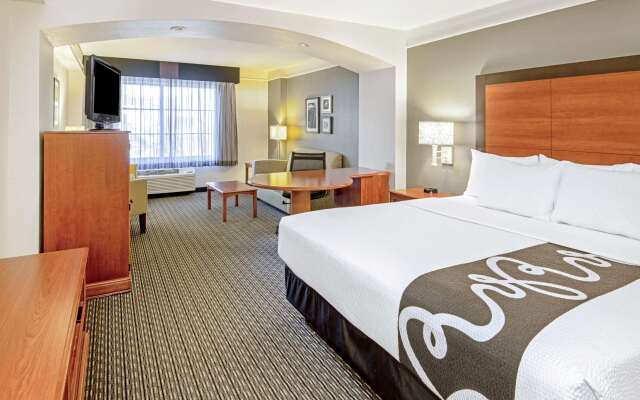 La Quinta Inn & Suites San Antonio Airport