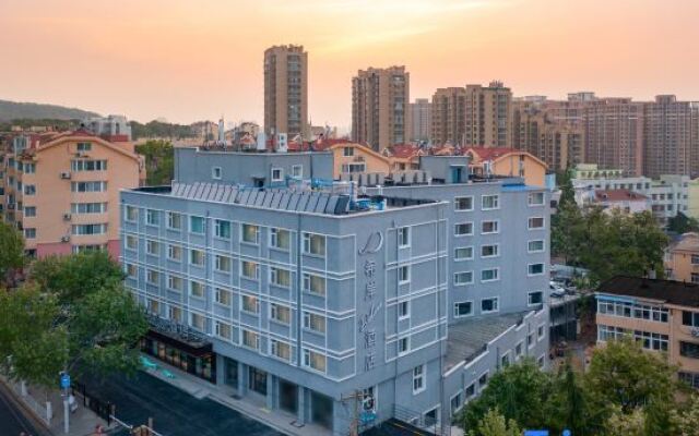 XANA Deluxe Hotel (Qingdao Beer Street Zhongshan Park)