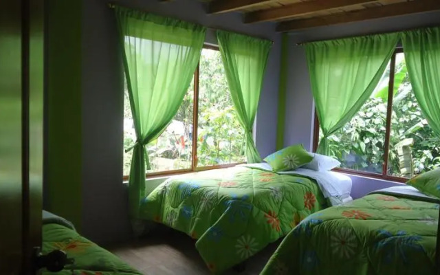 Hostal Charito de Mindo