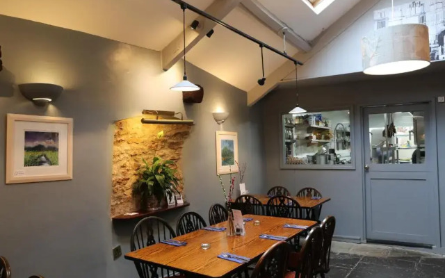 The George Inn
