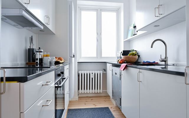 Modern 2-bedroom Apartment in the Family-friendly Suburbs of Copenhagen