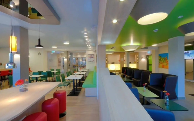 B&B Hotel Freiburg-Süd