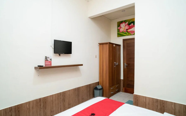 RedDoorz Near Transmart Lombok Mataram