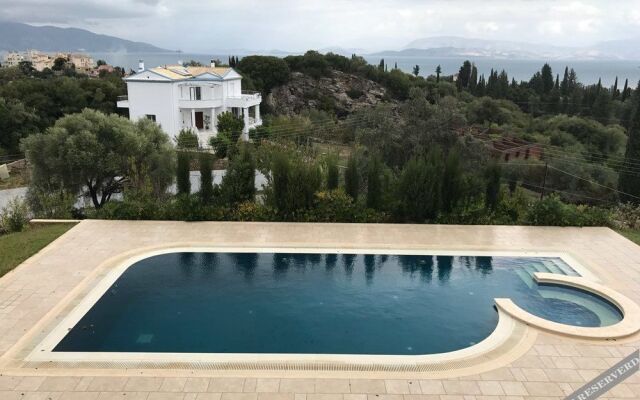 Luxury Villa in Corfu