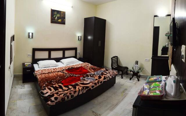 Hotel Akaal Residency