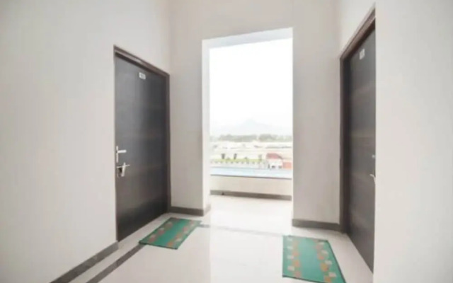 Hotel Jhansla By GRB
