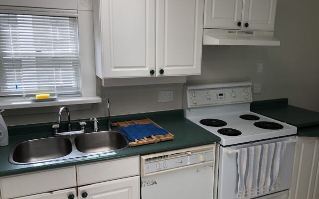 West Point Grey Guest House  UBC