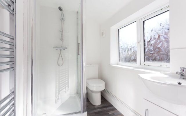 Townhouse @ 76 Clare Street Stoke
