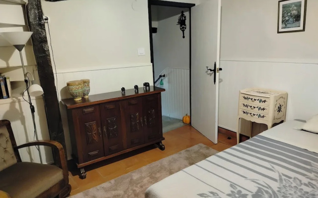 2bed Traditional Apt - Private Balcony - Fuenmayor