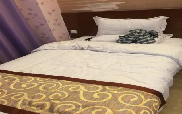 Youth Sunshine Hotel (Xiamen Fangte Menghuan Tong'an)