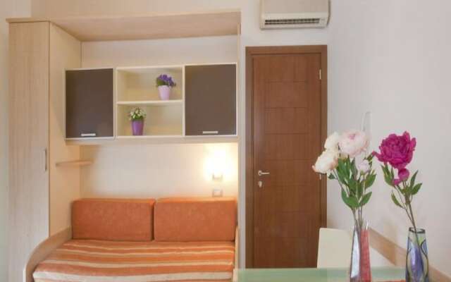 Quiet Apartment with Balcony near Riccione