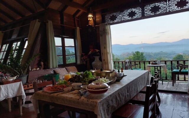 Thanyarat Resort and Organic Farm