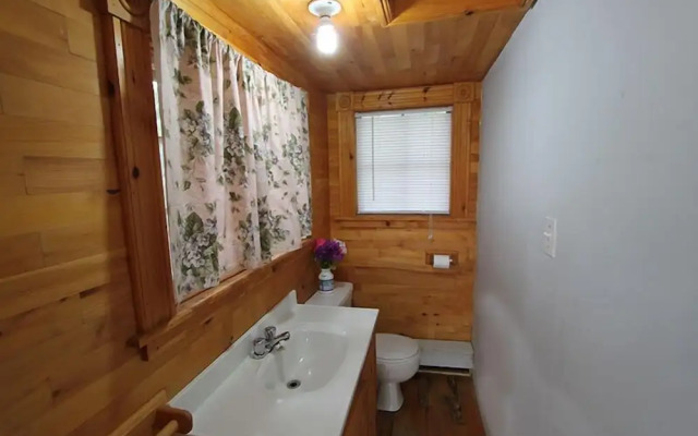 Riverview Cottages