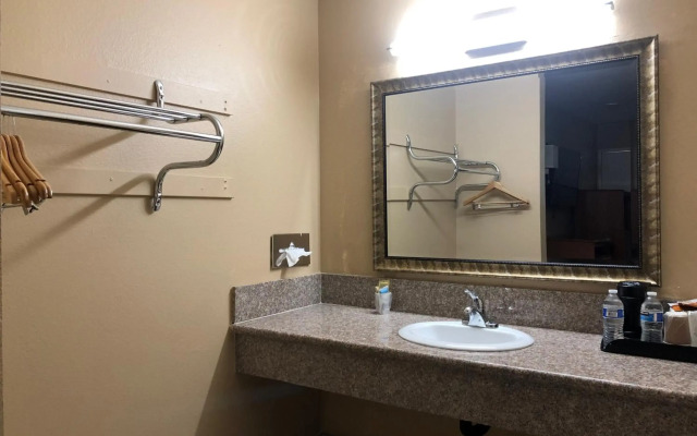 Orange Tustin Inn