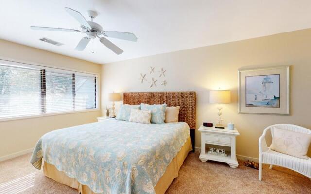 213 Turnberry Village