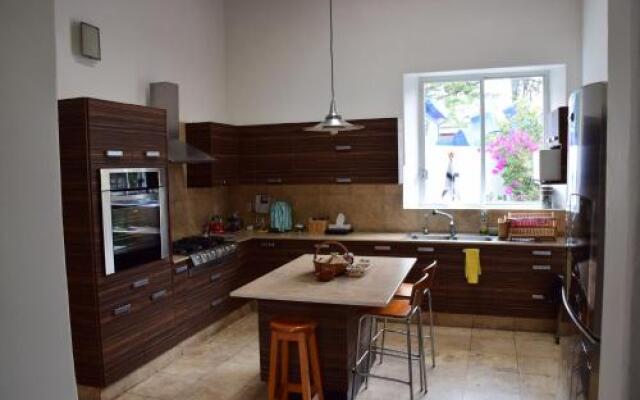 La Casa de las Magnolias