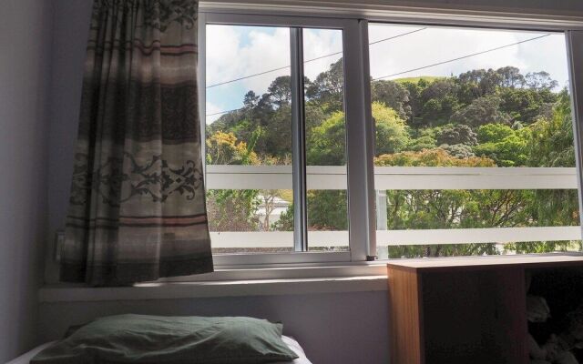 Oaklands Lodge