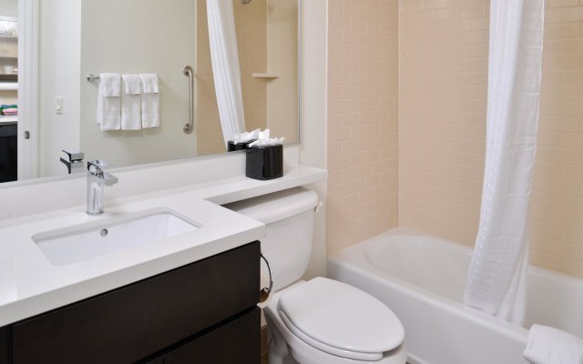 Candlewood Suites Beaumont, an IHG Hotel