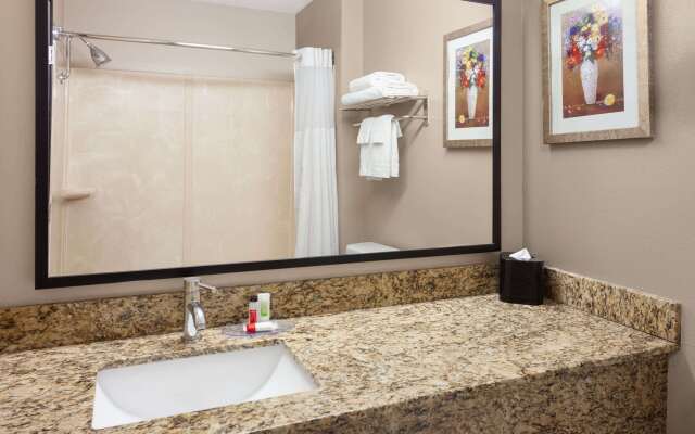 AmericInn by Wyndham Hudson