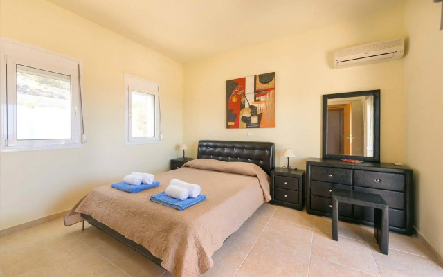 Athoniki Villas