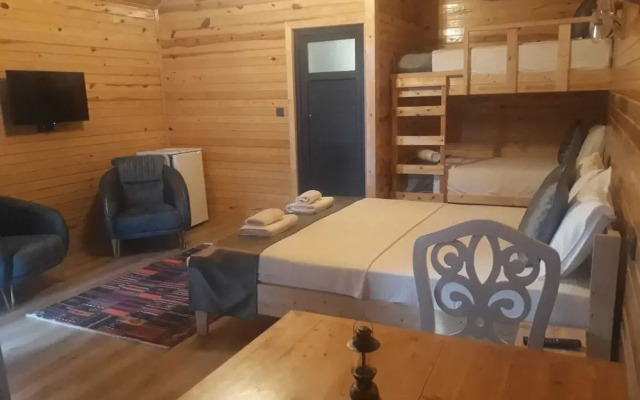 Tas Konak Butik Otel Bungalov