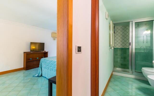 Calascione Seaview Apartment by Wonderful Italy