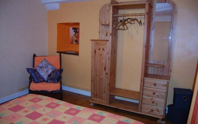 Maison Mariposa - Chambres d'Hôtes et Yourtes