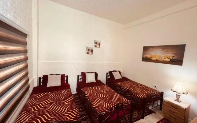 IBN Khaldoon Hostel