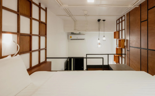 Book a Bed Poshtel - Hostel