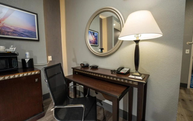 Comfort Suites Seabrook - Kemah