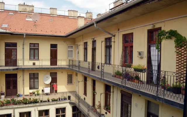 Central Market Apartment