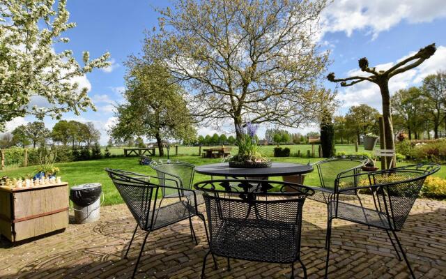 Spacious holiday farm in Bronckhorst with private garden