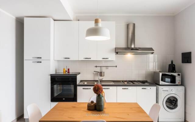 House Villas - Moon on the Sea