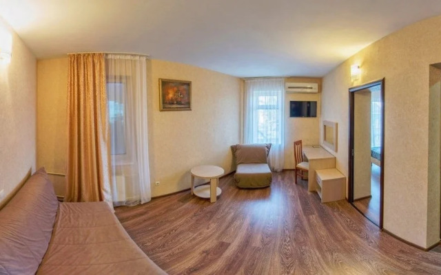 Hotel Oazis