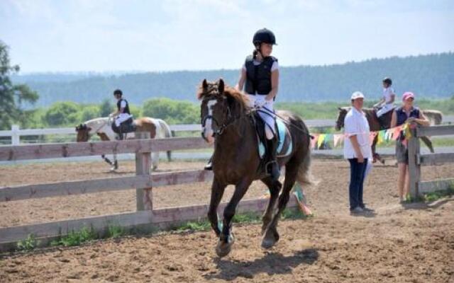 1 Gostiniy Dvor Izbushka