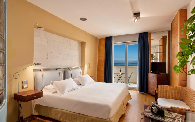 Towers Hotel Stabiae Sorrento Coast - Image 5
