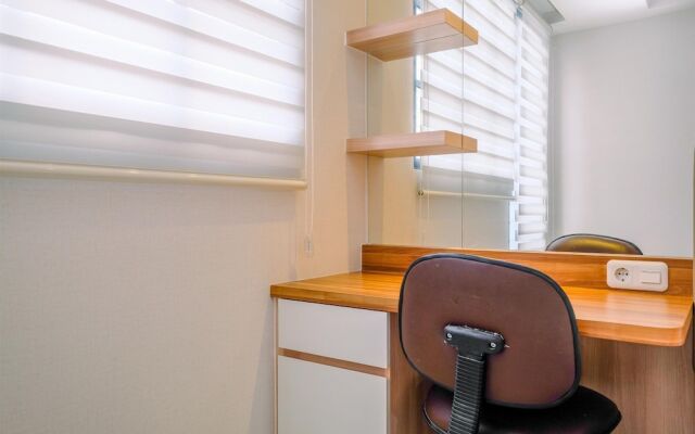 Elegant Studio At Evenciio Apartment Margonda