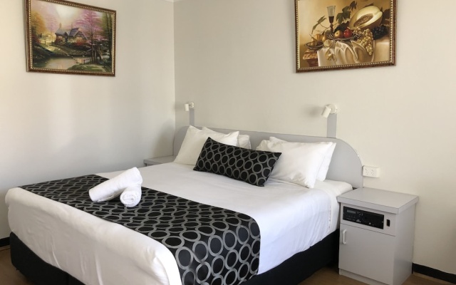Queanbeyan Motel – Guest Rooms – Queanbeyan
