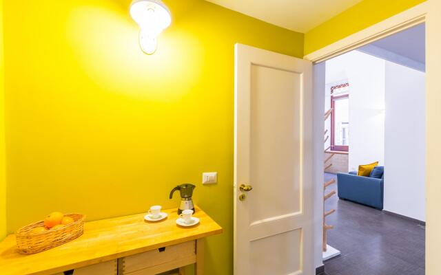 Design Apartment at Spaccanapoli by Wonderful Italy