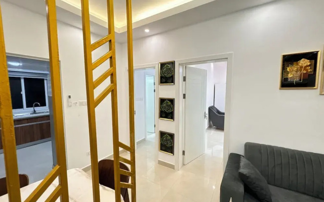 The 401 Apartment