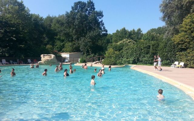 Camping Du Pont D'Avignon