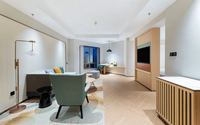Holiday Inn Chongqing Guanyinqiao by IHG