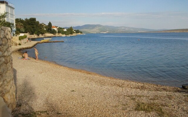 Dubravko - 5 m From Beach - A2 Keko