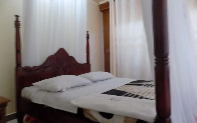 Tick Emporium Hotel Mbarara