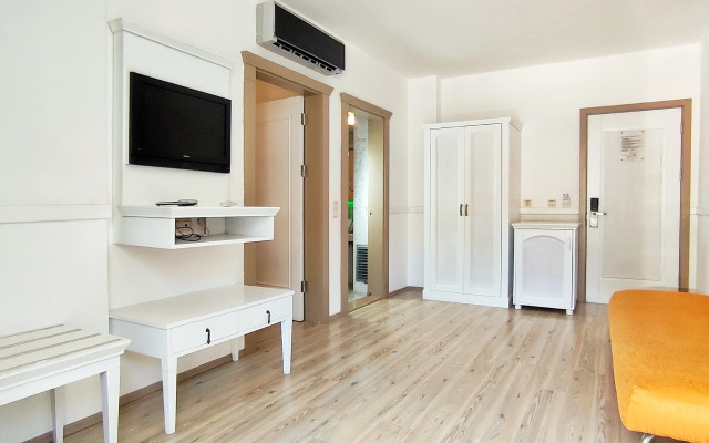 Mersoy Exclusive Hotel
