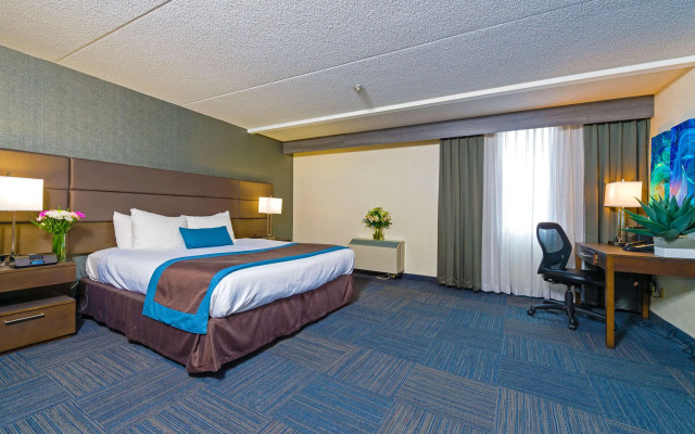 Best Western Plus Toronto Airport Hotel