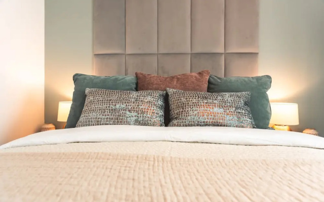 The Itchen River Penthouse